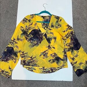 Guess Yellow Wrap Blouse in purple Tiger Print - size M
